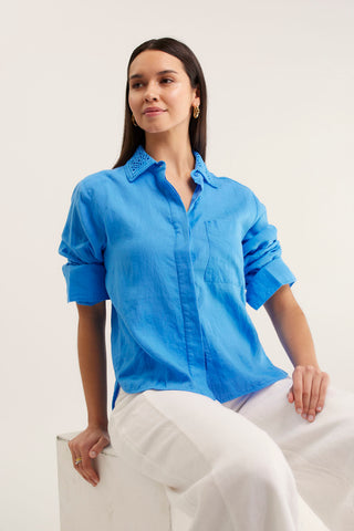 Lacey Linen Shirt In Cornflower