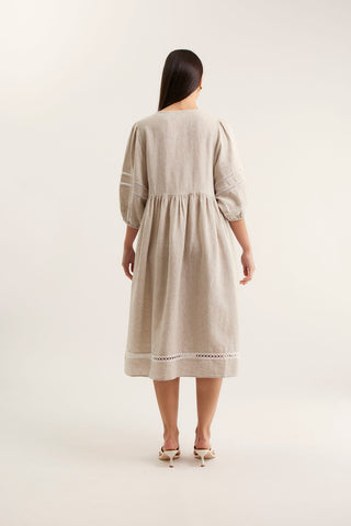 Bea Linen Dress In String
