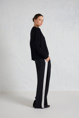 Sandy Cashmere Sweater in Black