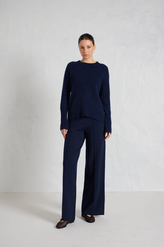 Alessandra Knitwear Fifi Crew Cashmere Sweater in Midnight Navy