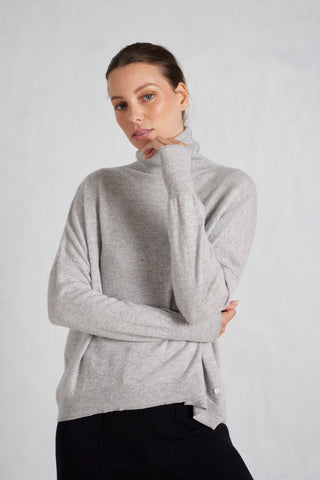 A Polo Bay Cashmere Sweater in Fly Ash