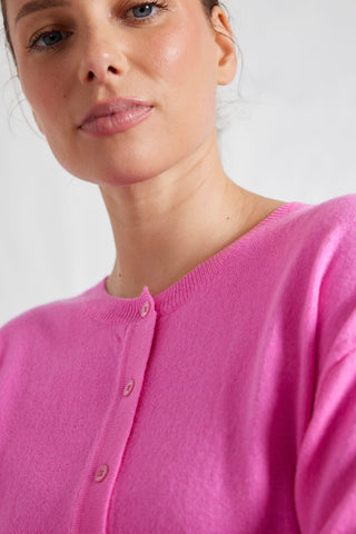 Sydney Cardi in Lipstick