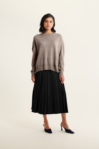 Iris Cashmere Crew Sweater In Magic
