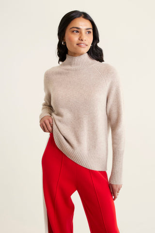 Fifi Cashmere Polo Sweater In Lightweight Beige