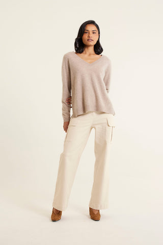 Tribeca Cashmere Sweater In Lightweight Beige