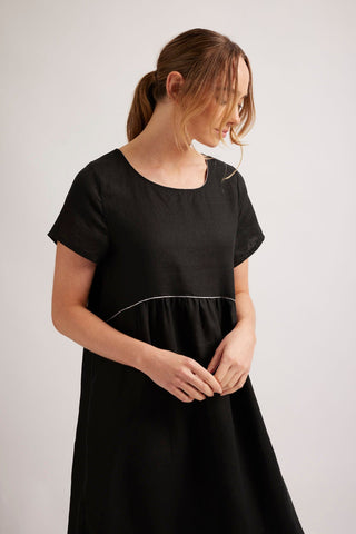 Alessandra Dresses Belle Linen Dress in Black