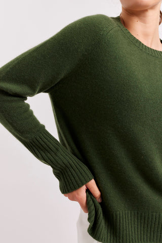 Alessandra Sweater Fifi Crew Cashmere Sweater in Bush