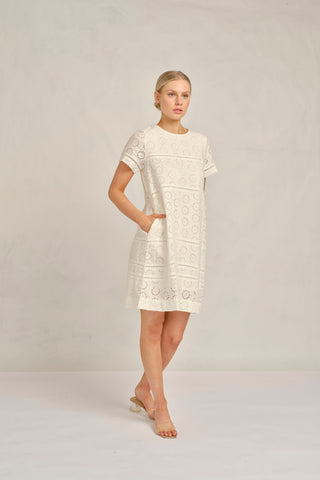 Claudette Linen Broidery Dress in White Posy