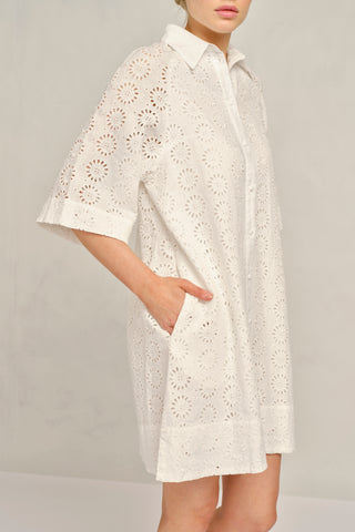 Aurienne Linen Broidery Dress in White Posy