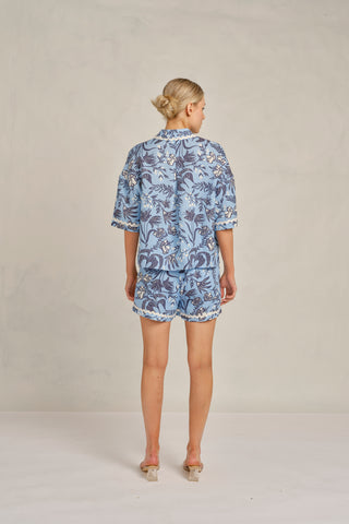 Pippa Wave Linen Shirt in Cornflower Paradise Print