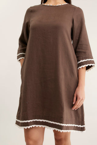 Claire Linen Dress In Choc