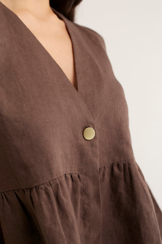 Rosie Linen Top In Choc