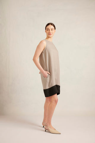 Lenna Linen Splice Dress In Grey