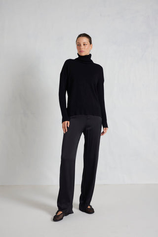 Iris Cashmere Sweater in Black