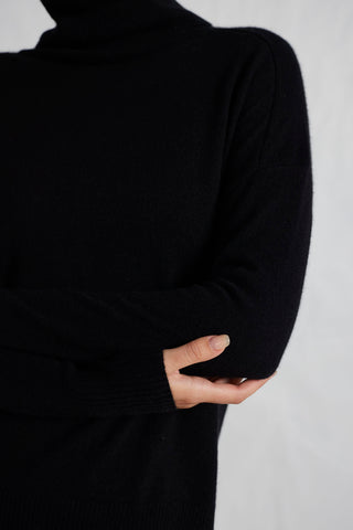 Iris Cashmere Sweater in Black