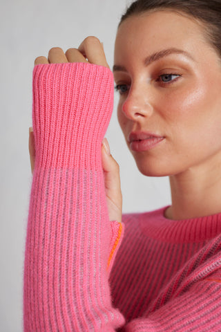 Zoe Cashmere Sweater in Electric Pink