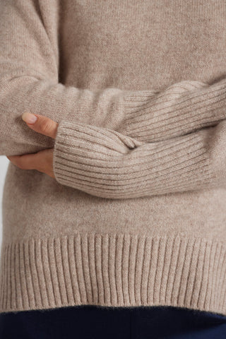 Fifi Crew Cashmere Sweater in Lightweight Beige