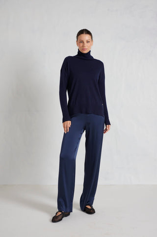 Alessandra Knitwear Iris Cashmere Sweater in Mariner