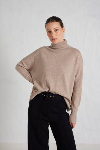 A Polo Bay Cashmere Sweater in Cobblestone