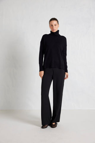 Alessandra Knitwear Iris Polo in Black