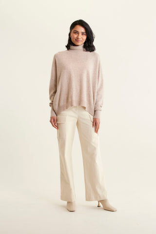A Polo Bay Cashmere Sweater In Lightweight Beige