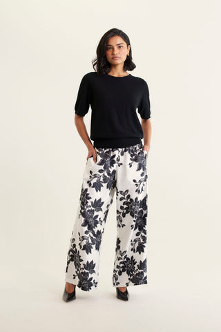 Marcie Cashmere Top In Black