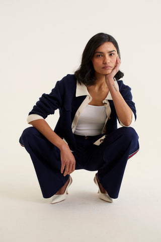 Queens Merino Cashmere Jacket In Officer Navy