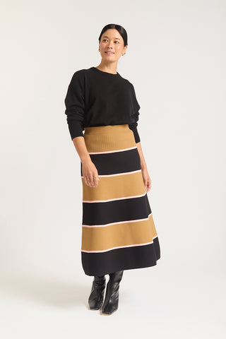 Estelle Cashmere Sweater In Black