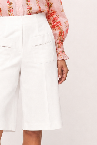 BERMUDA SHORT IN WHITE