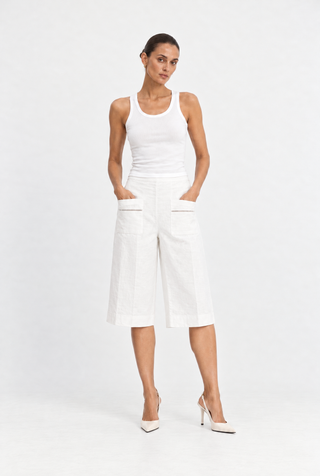 Bermuda Linen Short In White