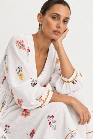 Milos Linen Dress in Jasmine