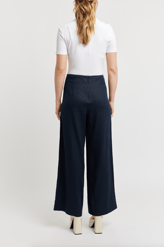 Alessandra Pants Atlas Linen Pant in Navy