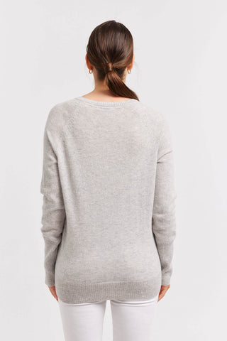 Alessandra Sweater Fifi V Cashmere Sweater in Fly Ash