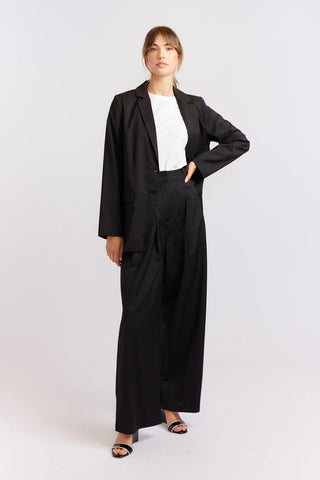 Alessandra Cashmere Outerwear Andrea Wool Blazer in Black