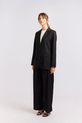 Alessandra Cashmere Outerwear Andrea Wool Blazer in Black