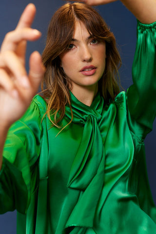 Alessandra Cashmere Shirts Pussy Bow Silk Shirt in Emerald