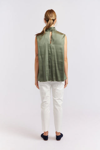 Alessandra Cashmere Shirts Sleeveless Pussy Bow Silk Top in Fern
