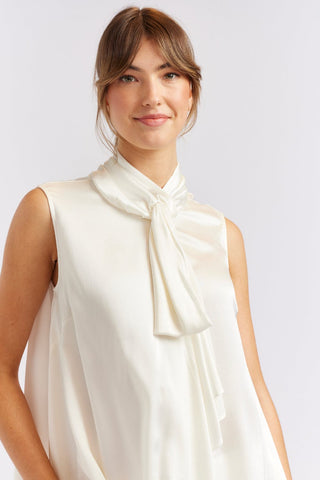 Alessandra Cashmere Shirts Sleeveless Pussy Bow Silk Top in Ivory