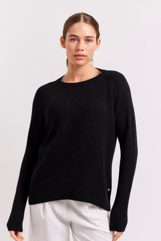 Alessandra Sweater Fifi Crew Cashmere Sweater in Black